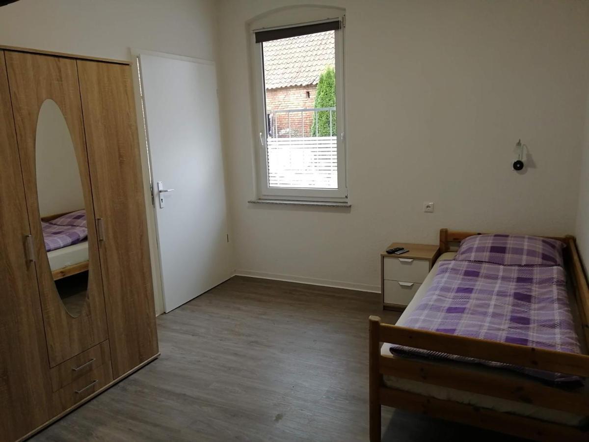 Haupthaus Moeblierte Zimmer Mit Eigenem Bad 于尔岑 外观 照片